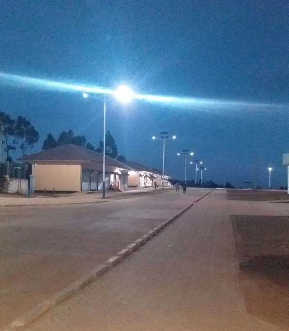 陕州区非洲科特迪瓦太阳能路灯工程
